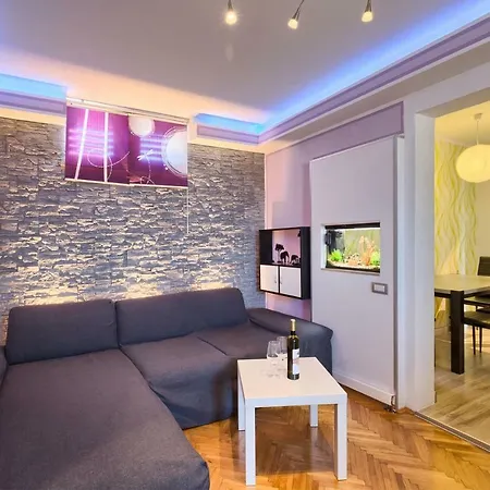 Apartment Active *