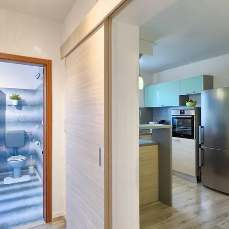 Apartament Active Pula